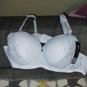 NWT 38B Vadalala Padded Push Up Bra All White with Lace